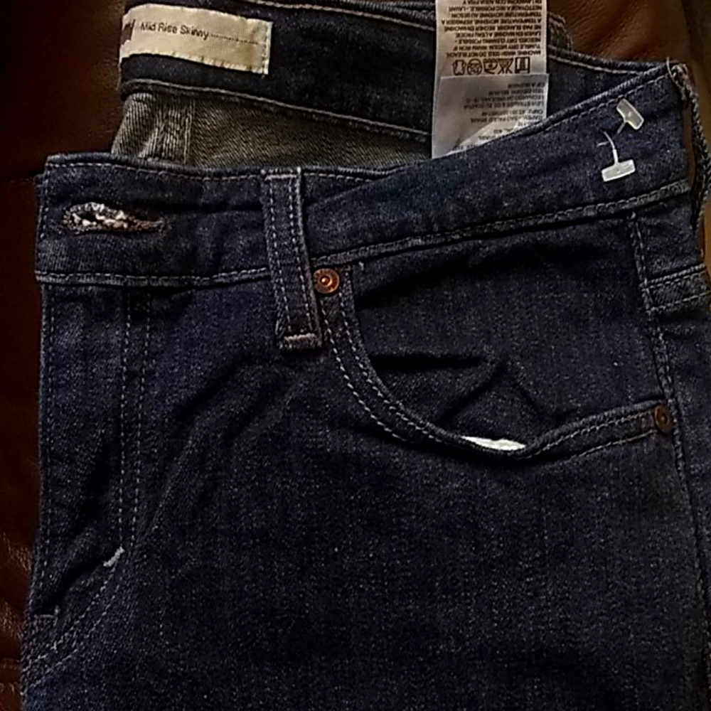 Levi midrise skinny